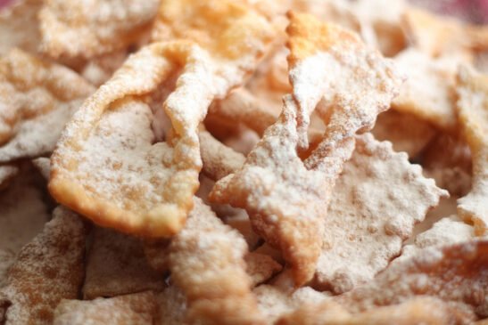 Des bugnes sans lait sans lactose